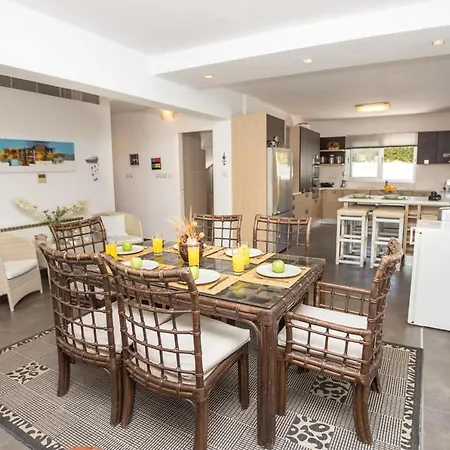 Villa Hibiscus Protaras